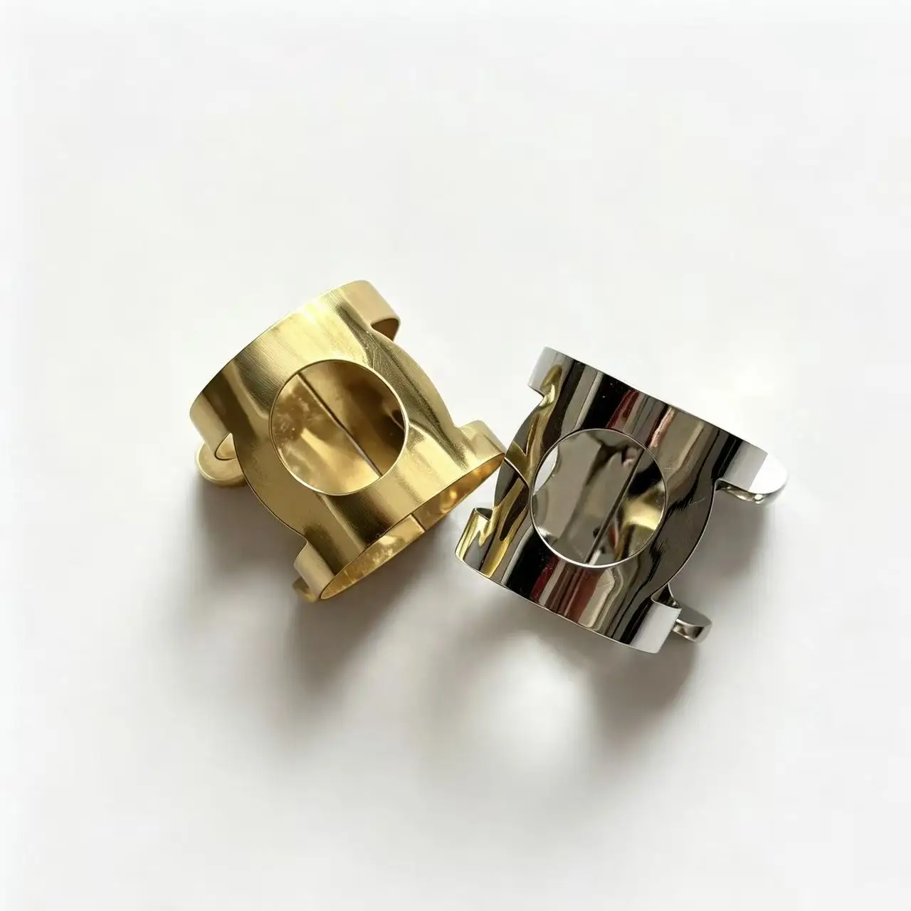 5pcs Saxophone Clamps Alto, Mezzo-Soprano, Soprano Saxophone Mouthpiece Clamps, Copper Ligature, Reed Clamp Accessories
5pcs Saxophone Clamps Alto, Mezzo-Soprano, Soprano Saxophone Mouthpiece Clamps, Copper Ligature, Reed Clamp Accessories