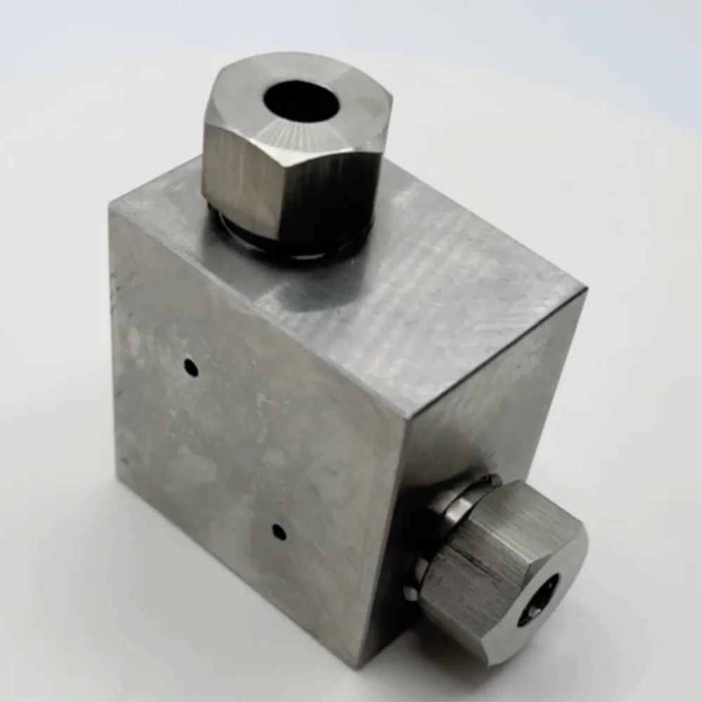CNC Waterjet Spare Parts High Pressure Elbow Assembly 1/4 For Water Jet Cutting Head Intensifier Pump Spares HP Elbow 10079051
CNC Waterjet Spare Parts High Pressure Elbow Assembly 1/4 For Water Jet Cutting Head Intensifier Pump Spares HP Elbow 10079051