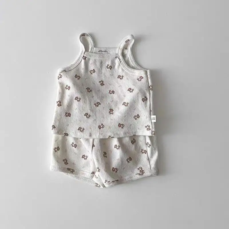 2025 Summer New Baby Sleeveless Clothes Set Infant Girl Cute Bow Bear Sling Vest + Shorts 2pcs Suit Toddler Cotton Outfits
2025 Summer New Baby Sleeveless Clothes Set Infant Girl Cute Bow Bear Sling Vest + Shorts 2pcs Suit Toddler Cotton Outfits