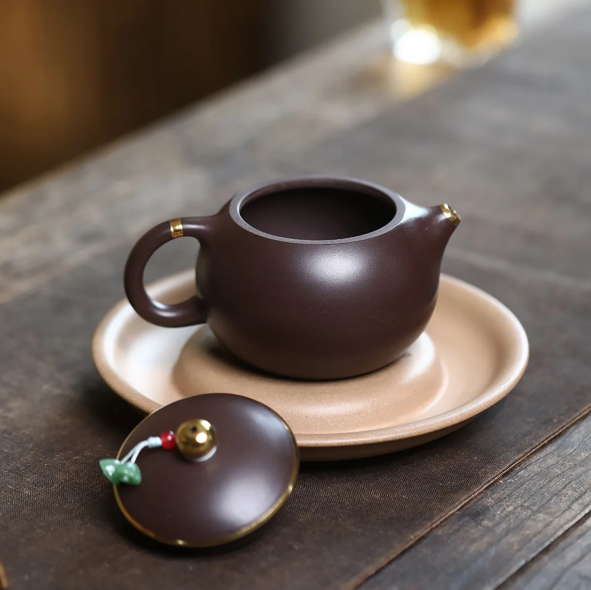 Handmade Painting Xishi Yixing Purple Clay Pot Famous Ore Baimu High-End Home Boutique Teapot 270C
Handmade Painting Xishi Yixing Purple Clay Pot Famous Ore Baimu High-End Home Boutique Teapot 270C