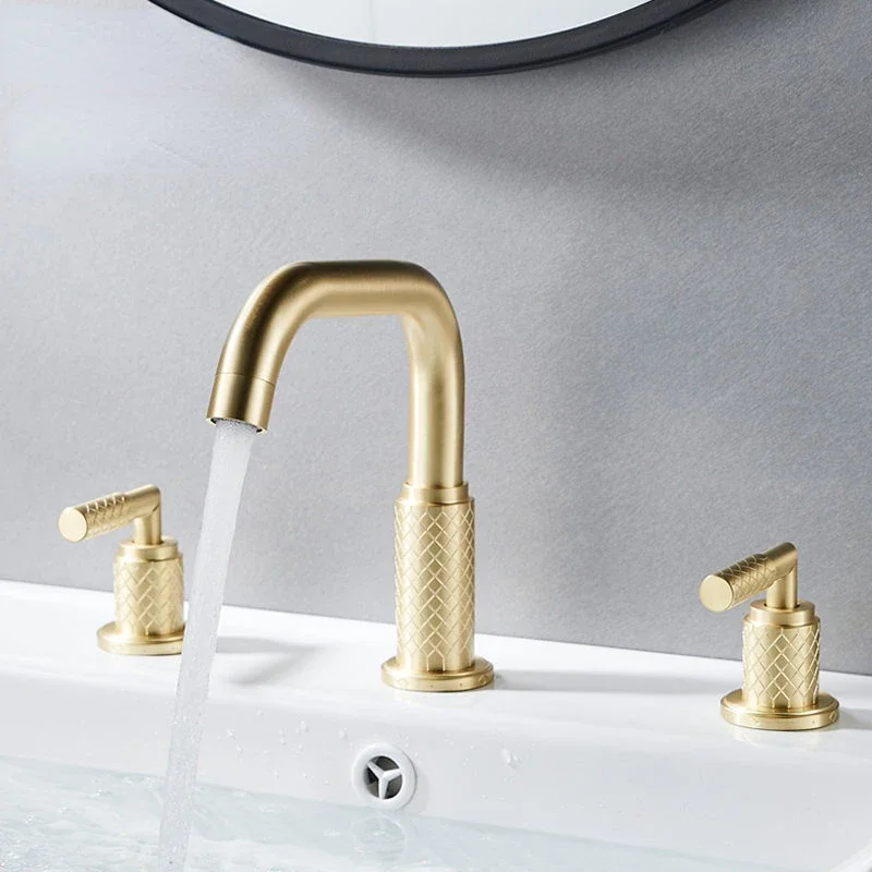 Basin Faucets Brass Antique Bathroom Faucet Brushed Gold Sink Faucets 3 Hole Hot and Cold Waterfall Faucet Water Tap Black
Basin Faucets Brass Antique Bathroom Faucet Brushed Gold Sink Faucets 3 Hole Hot and Cold Waterfall Faucet Water Tap Black