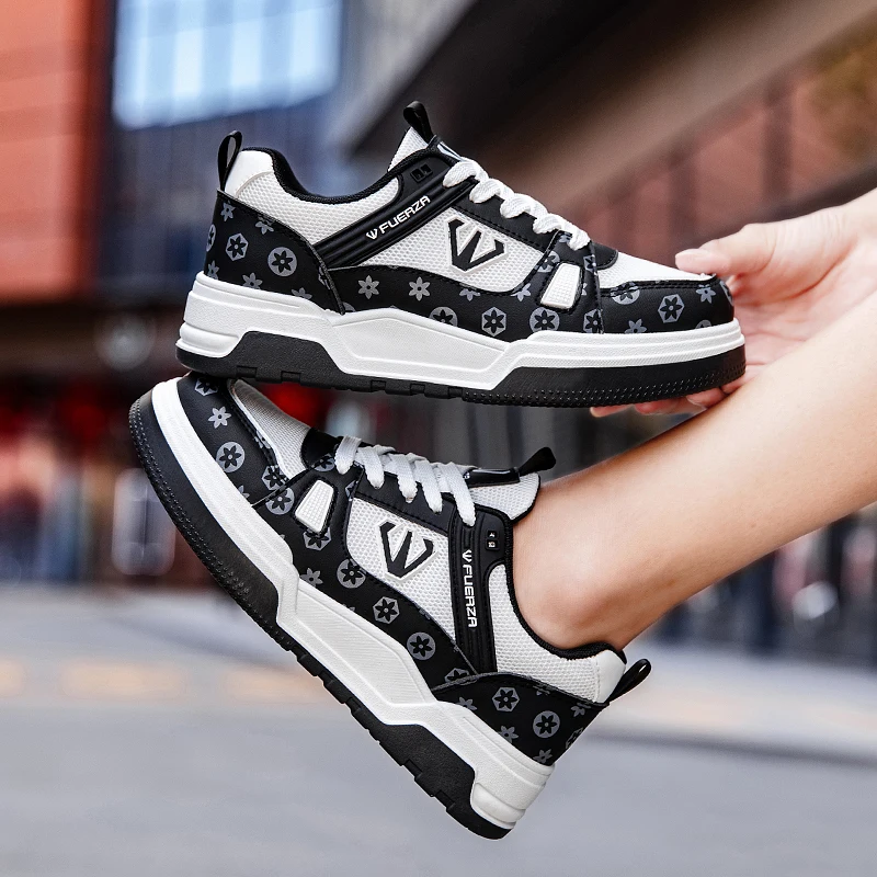 Korean fashion couple versatile comfortable thick-sole shoes new casual sports sneakers trendy men's shoes
Korean fashion couple versatile comfortable thick-sole shoes new casual sports sneakers trendy men's shoes