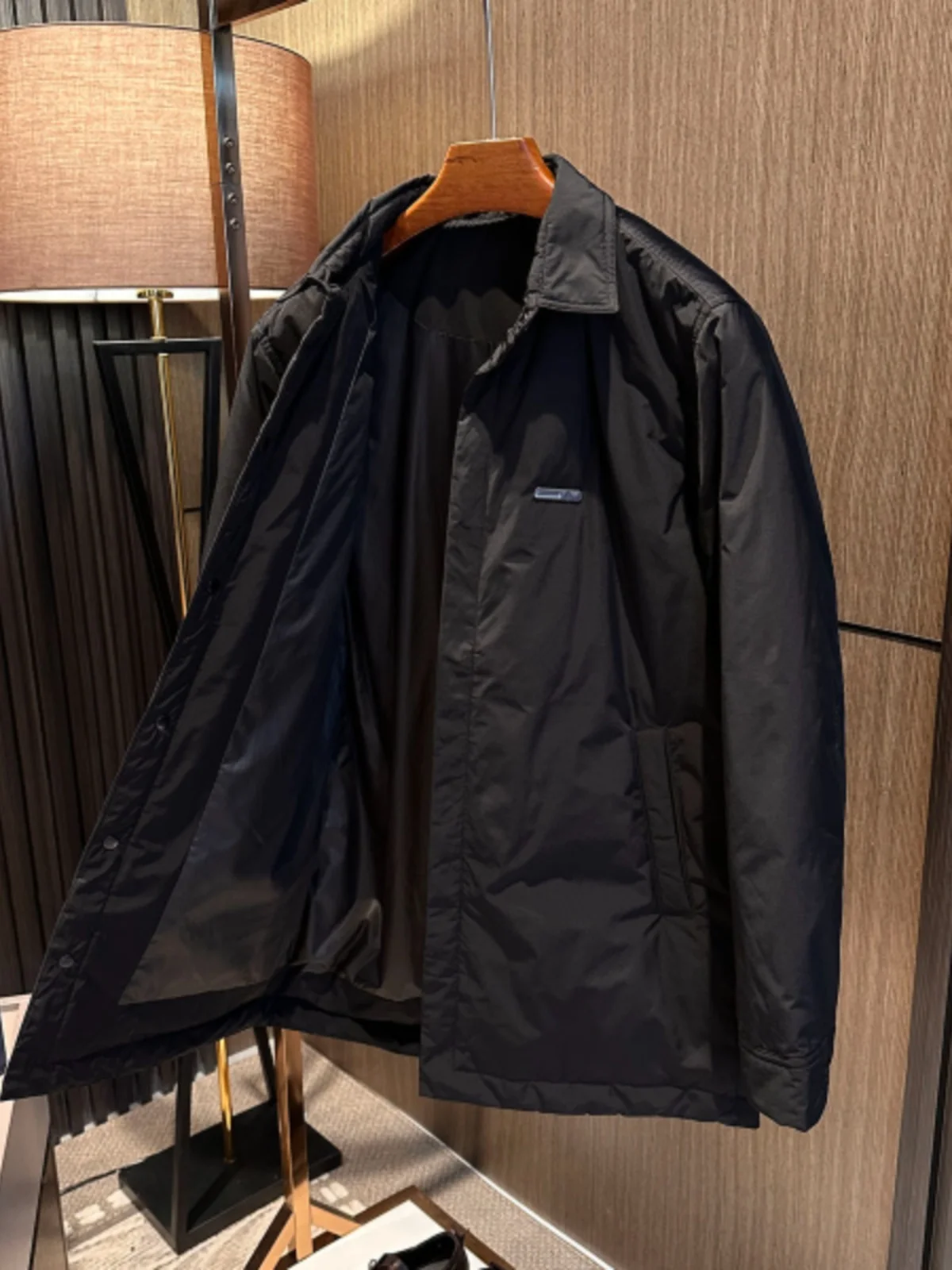 Busin повседневная мужская длинная однотонная куртка с воротником-стойкой вниз, модная городская одежда для повседневной носки, полиэфирное волокно, белая ду...
Busin повседневная мужская длинная однотонная куртка с воротником-стойкой вниз, модная городская одежда для повседневной носки, полиэфирное волокно, белая ду...