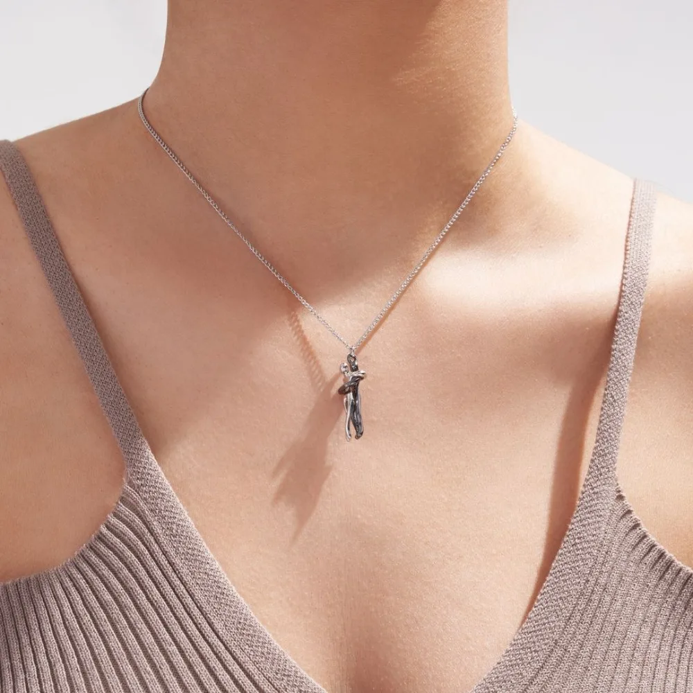 LOVE&NAME Fashion Hugging Necklace Jewelry Choker Hug Pendant Chain Necklaces For Lover Women Couple Men Lady Female Male Gift
LOVE&NAME Fashion Hugging Necklace Jewelry Choker Hug Pendant Chain Necklaces For Lover Women Couple Men Lady Female Male Gift
