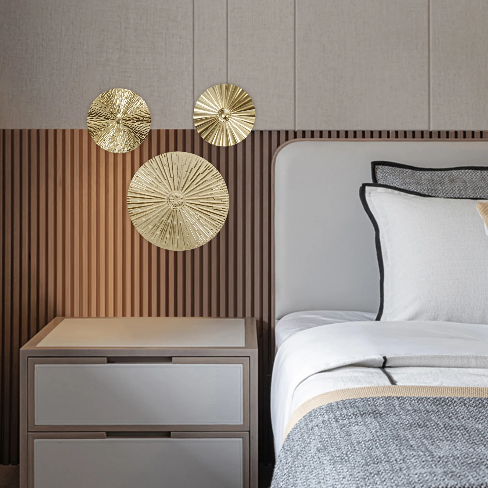 4Pcs Irregular Round Metal Wall Art Decor Wavy Pattern Golden Discs for Living Room Bedroom Hallway Decoration
4Pcs Irregular Round Metal Wall Art Decor Wavy Pattern Golden Discs for Living Room Bedroom Hallway Decoration