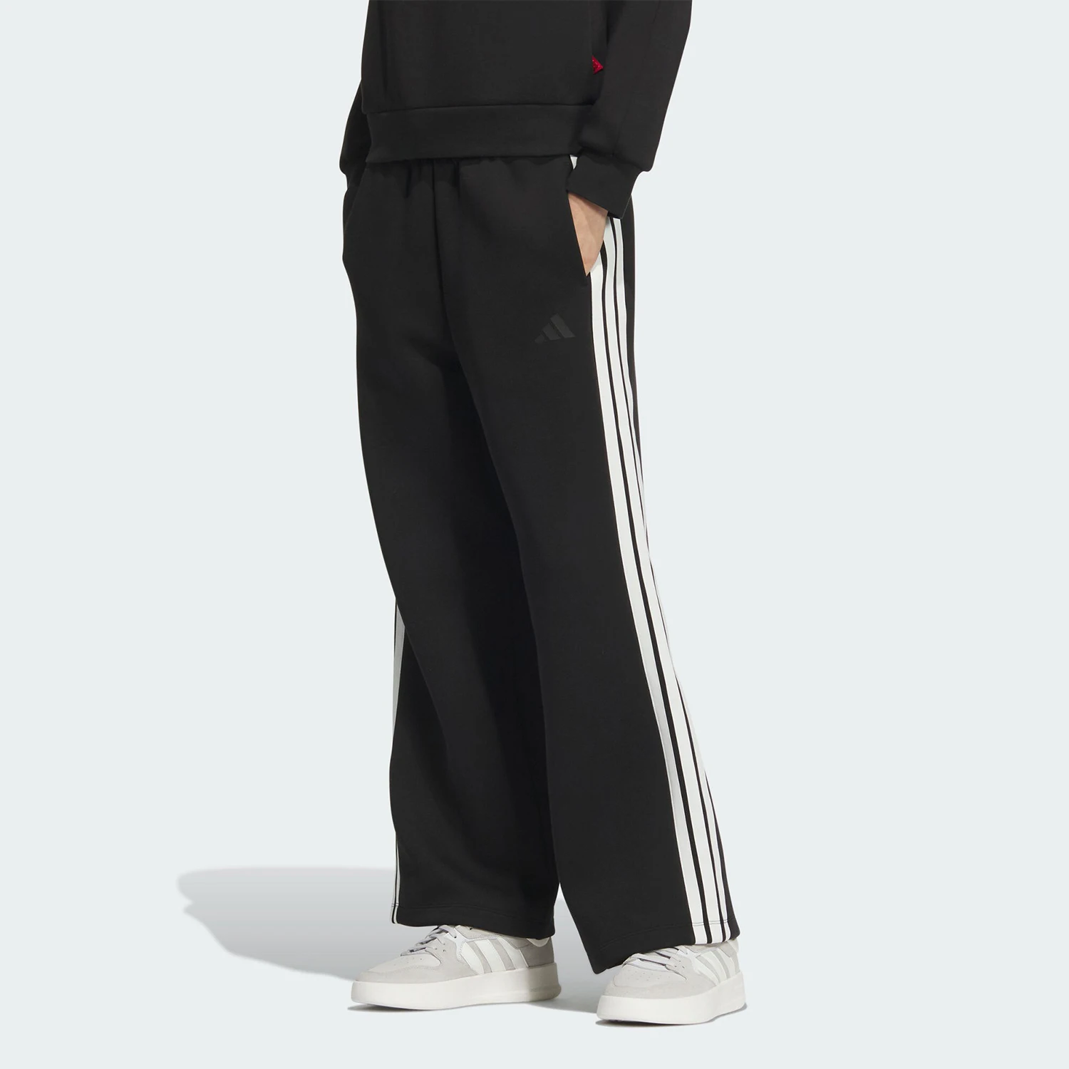 Оригинальные женские брюки Adidas CW WIDE KN PNT с высокой талией и прямым кроем JZ1642
Оригинальные женские брюки Adidas CW WIDE KN PNT с высокой талией и прямым кроем JZ1642