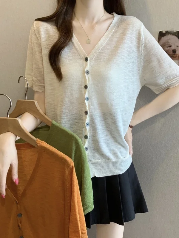plus Size Ice Silk Short Sleeve Knitted V-Neck Summer New Style Versatile Slimming Design Open Cardigan Top for plus Size Women
plus Size Ice Silk Short Sleeve Knitted V-Neck Summer New Style Versatile Slimming Design Open Cardigan Top for plus Size Women