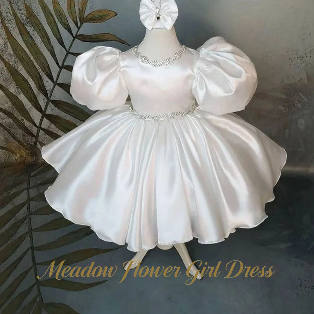 Meadow White Satin First Communion Gown Puffed Sleeve Girls Princess Dress with Beaded Neckline Evening Party Dress for Girls
Meadow White Satin First Communion Gown Puffed Sleeve Girls Princess Dress with Beaded Neckline Evening Party Dress for Girls