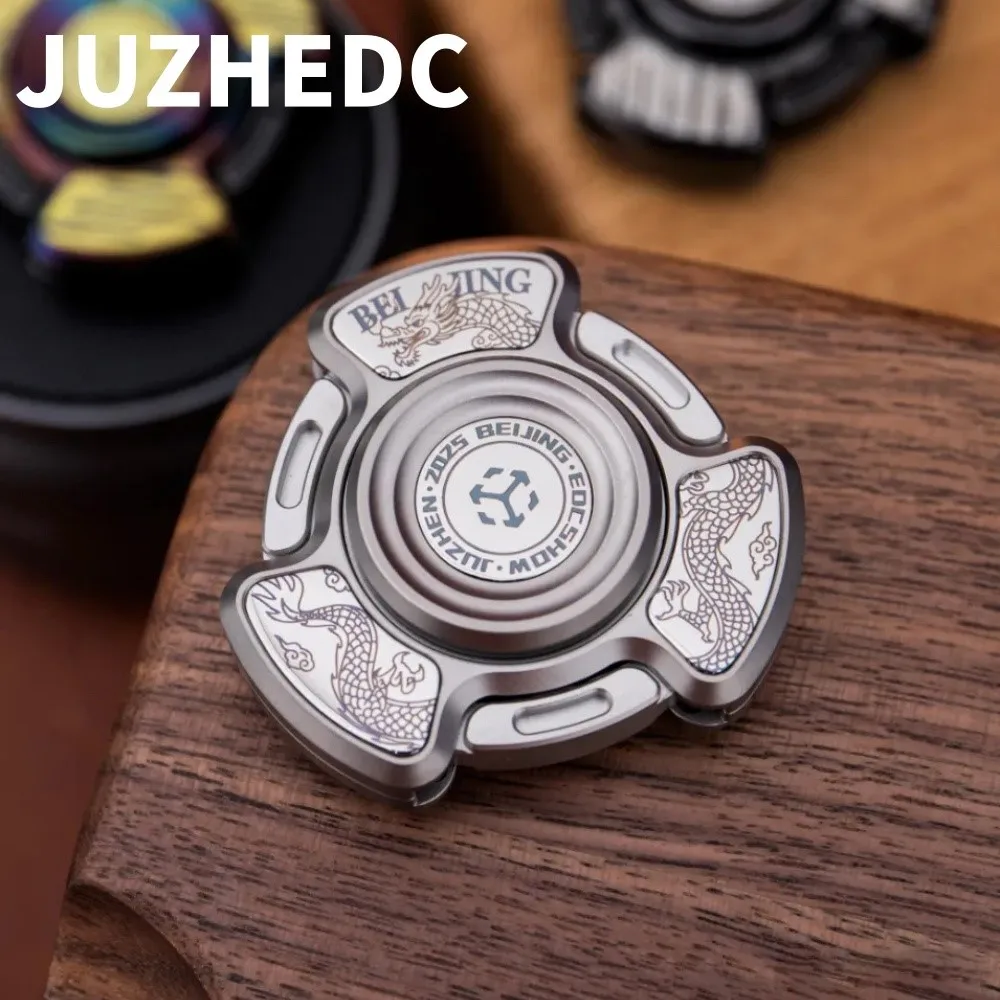 JUZHEDC Спиннер Beijing Limited Титановый гироскоп с открытым ногтем Трехлистный гироскоп Игрушка для снятия стресса Непоседа игрушки для взрослых 
JUZHEDC Спиннер Beijing Limited Титановый гироскоп с открытым ногтем Трехлистный гироскоп Игрушка для снятия стресса Непоседа игрушки для взрослых