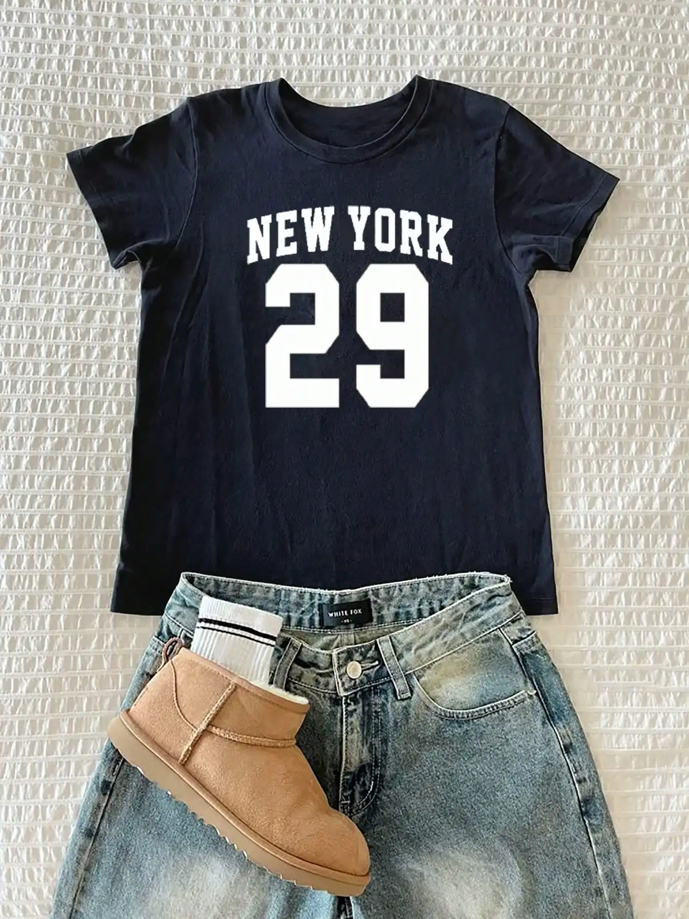 Женская футболка New York 29 с графическим принтом, повседневный топ с коротким рукавом для уличной моды и на каждый день
Женская футболка New York 29 с графическим принтом, повседневный топ с коротким рукавом для уличной моды и на каждый день