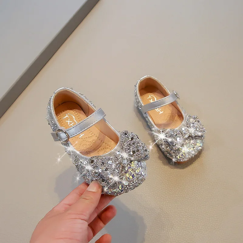 Girl PU Leather Shoes New Baby Kids Princess Elsa Casual Shoes Children Rhinestone Soft-soled Crystal Fashion Dance Loafer
Girl PU Leather Shoes New Baby Kids Princess Elsa Casual Shoes Children Rhinestone Soft-soled Crystal Fashion Dance Loafer