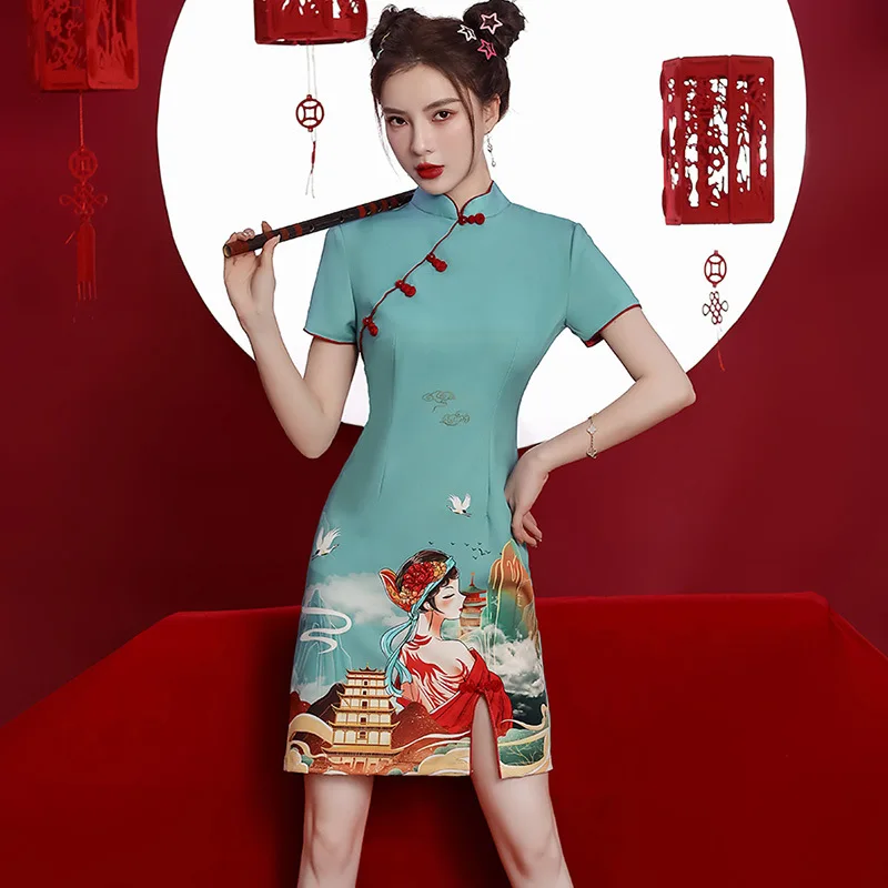 2023 Green Women Cheongsam Stand Collar Fashion Floral Printing Qipao Slim Summer Chinese Style Short Dress S To XXL
2023 Green Women Cheongsam Stand Collar Fashion Floral Printing Qipao Slim Summer Chinese Style Short Dress S To XXL
