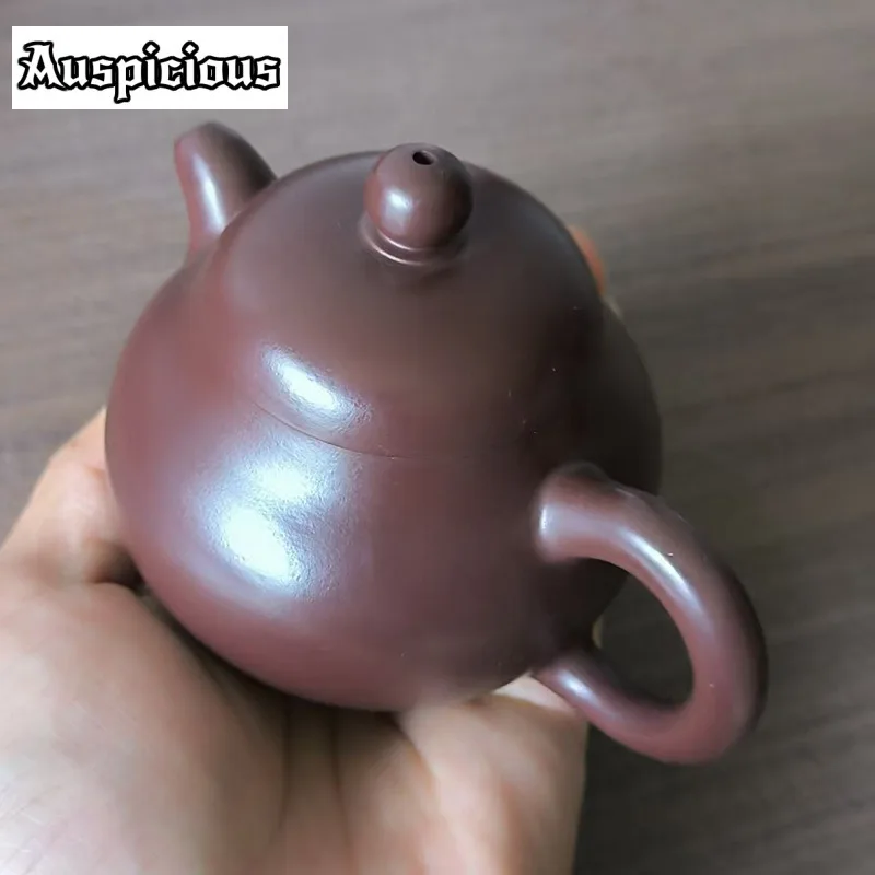 190ml Elegant Yixing Purple Clay Teapots Handmade Jade Milk Pot Raw Ore Purple Zhu Mud Kettle Chinese Zisha Tea Set Decoration
190ml Elegant Yixing Purple Clay Teapots Handmade Jade Milk Pot Raw Ore Purple Zhu Mud Kettle Chinese Zisha Tea Set Decoration