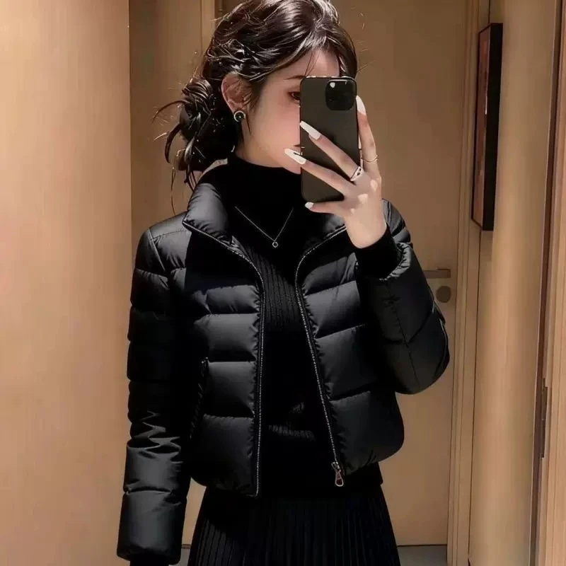 Women's Cropped Puffer down Cotton Jacket 2026 New Stand Collar Quilted Winter Coat Slim Short Padded Warm Parka Lady Outerwear
Women's Cropped Puffer down Cotton Jacket 2026 New Stand Collar Quilted Winter Coat Slim Short Padded Warm Parka Lady Outerwear