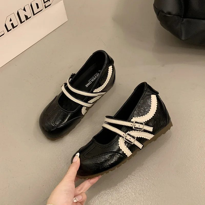 Women's Retro Elegant Shallow Mouth Casual Wedge Heel Mary Jane Shoes Autumn New Fashion Versatile Comfortable Single Shoes
Women's Retro Elegant Shallow Mouth Casual Wedge Heel Mary Jane Shoes Autumn New Fashion Versatile Comfortable Single Shoes