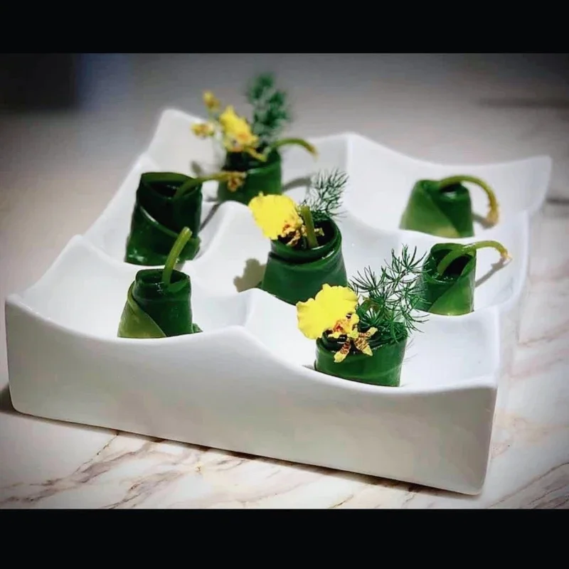 Special-shaped Ceramic Honeycomb Insulation Plate Molecular Cuisine Creative High-end Hotel Fruit Sushi Plate Kitchen Tableware
Special-shaped Ceramic Honeycomb Insulation Plate Molecular Cuisine Creative High-end Hotel Fruit Sushi Plate Kitchen Tableware