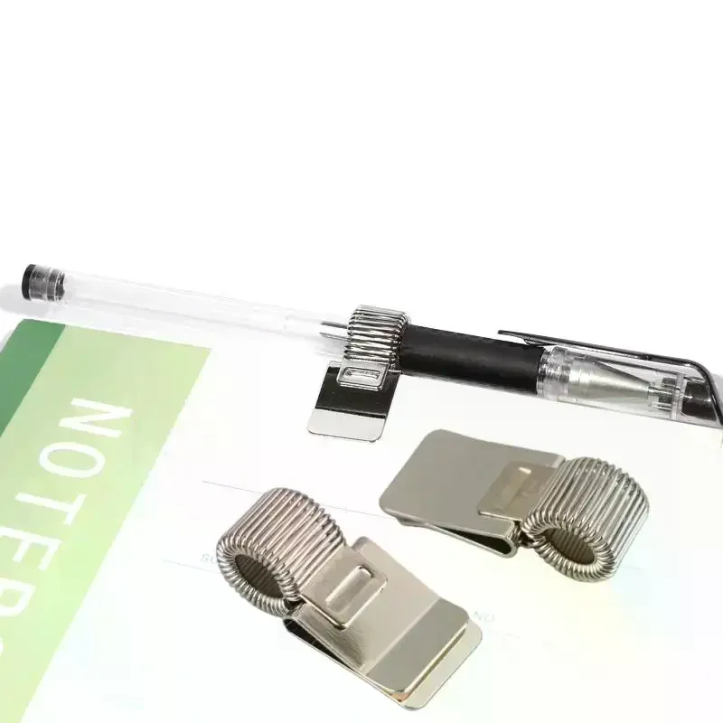 1/3/5Pcs Multifunctional Telescopic Spring Electroplating Pen Clip Notepad Portable Spring Pen Slot Fixed Stationery Accessories
1/3/5Pcs Multifunctional Telescopic Spring Electroplating Pen Clip Notepad Portable Spring Pen Slot Fixed Stationery Accessories