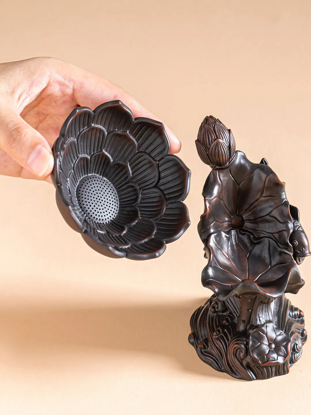 Yuyuelianhua Purple Pottery Tea Drain Creative Carving All-ceramic Accessories Tea Filter Tea Strainer
Yuyuelianhua Purple Pottery Tea Drain Creative Carving All-ceramic Accessories Tea Filter Tea Strainer
