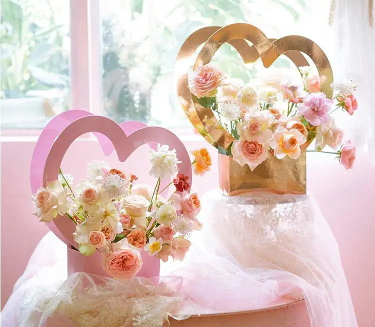50pcs Heart Shape Portable Flower Box Bag Paper Packaging Box For Wedding Party Decor Florist Handy Flower Gift Case SN4486
50pcs Heart Shape Portable Flower Box Bag Paper Packaging Box For Wedding Party Decor Florist Handy Flower Gift Case SN4486
