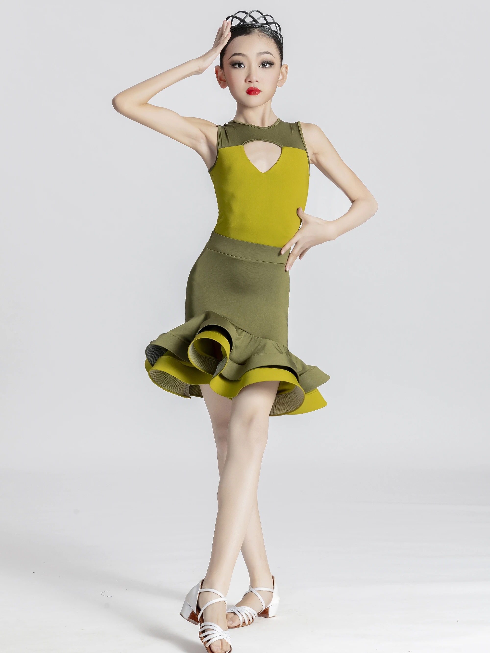 Cha Cha Rumba Samba Ballroom Salsa TangLatin Dance Dress Girls Kids Stage Professional Competition Performance Clothes
Cha Cha Rumba Samba Ballroom Salsa TangLatin Dance Dress Girls Kids Stage Professional Competition Performance Clothes