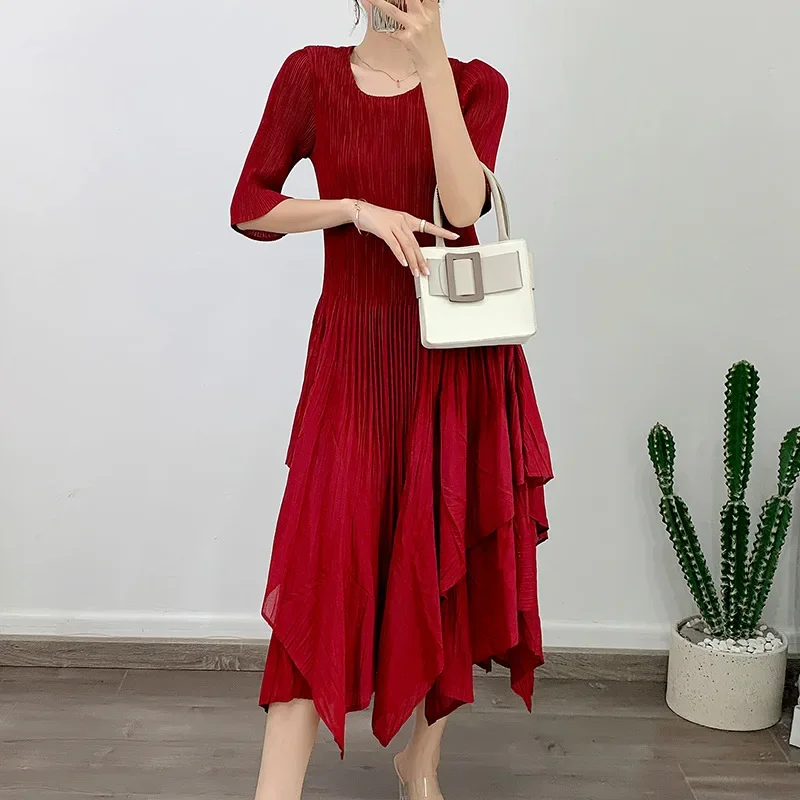 Miyake Office Lady Pleated Dress O-neck Loose Three Quarter Sleeve 2023 Summer Female Solid Color Elegant Evening Dresses
Miyake Office Lady Pleated Dress O-neck Loose Three Quarter Sleeve 2023 Summer Female Solid Color Elegant Evening Dresses