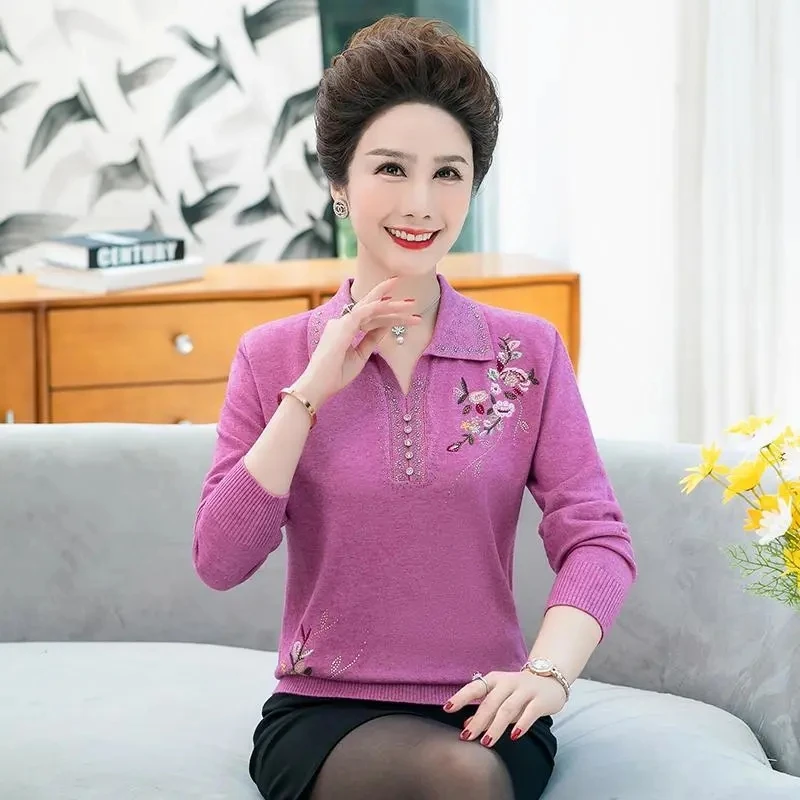 Fashion Long-Sleeved Embroidery T-Shirt Tops New Spring Autumn Middle-Aged Women's T-Shirt Tops Knitted Bottoming Shirt
Fashion Long-Sleeved Embroidery T-Shirt Tops New Spring Autumn Middle-Aged Women's T-Shirt Tops Knitted Bottoming Shirt