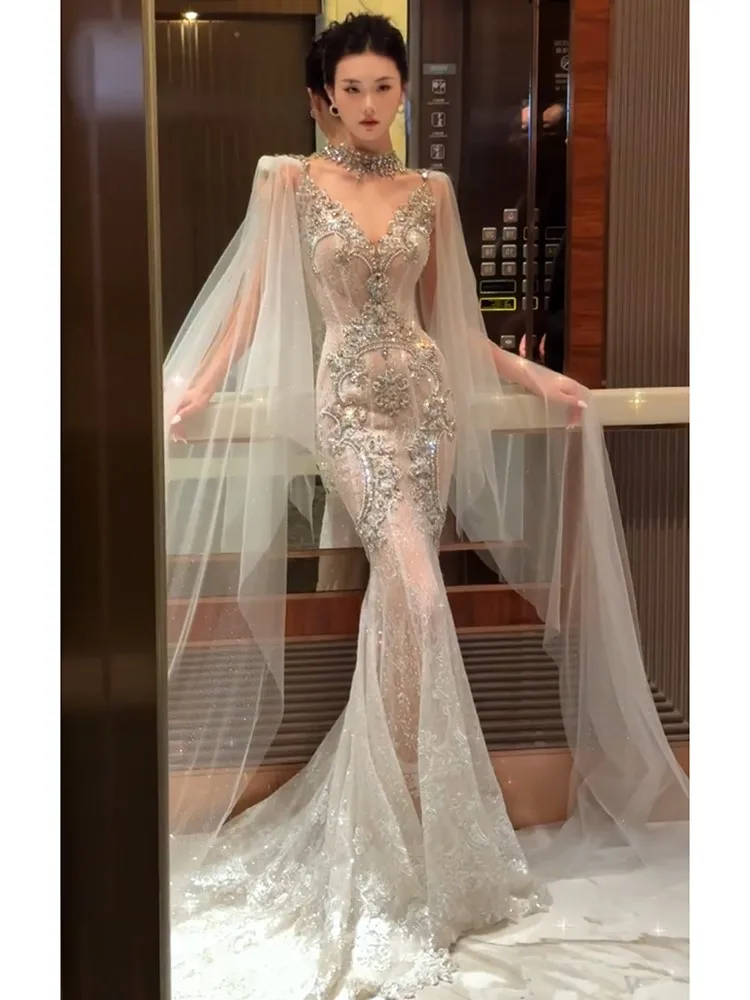 Heavy industry fishtail welcome and exit yarn luxurious trailing main yarn banquet dress
Heavy industry fishtail welcome and exit yarn luxurious trailing main yarn banquet dress