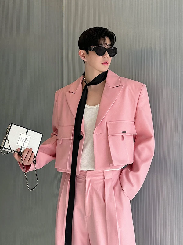 Модный розовый костюм-двойка с широкими брюками: трендовый повседневный комплект для весны, лета и осени, комфортный крой
Модный розовый костюм-двойка с широкими брюками: трендовый повседневный комплект для весны, лета и осени, комфортный крой