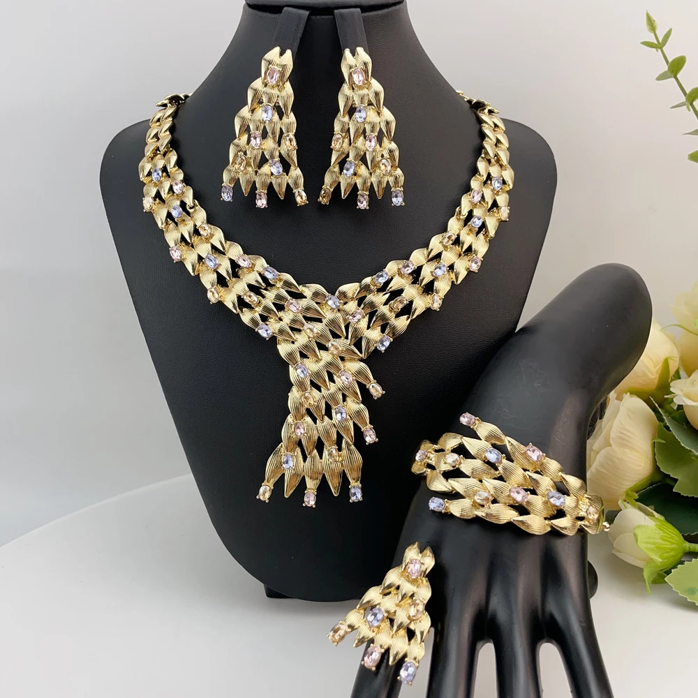 Brazilian Simple Style Big Bold Necklace Luxury Quality African Bride Jewelry Set For Women Party Gifts FHK23039
Brazilian Simple Style Big Bold Necklace Luxury Quality African Bride Jewelry Set For Women Party Gifts FHK23039