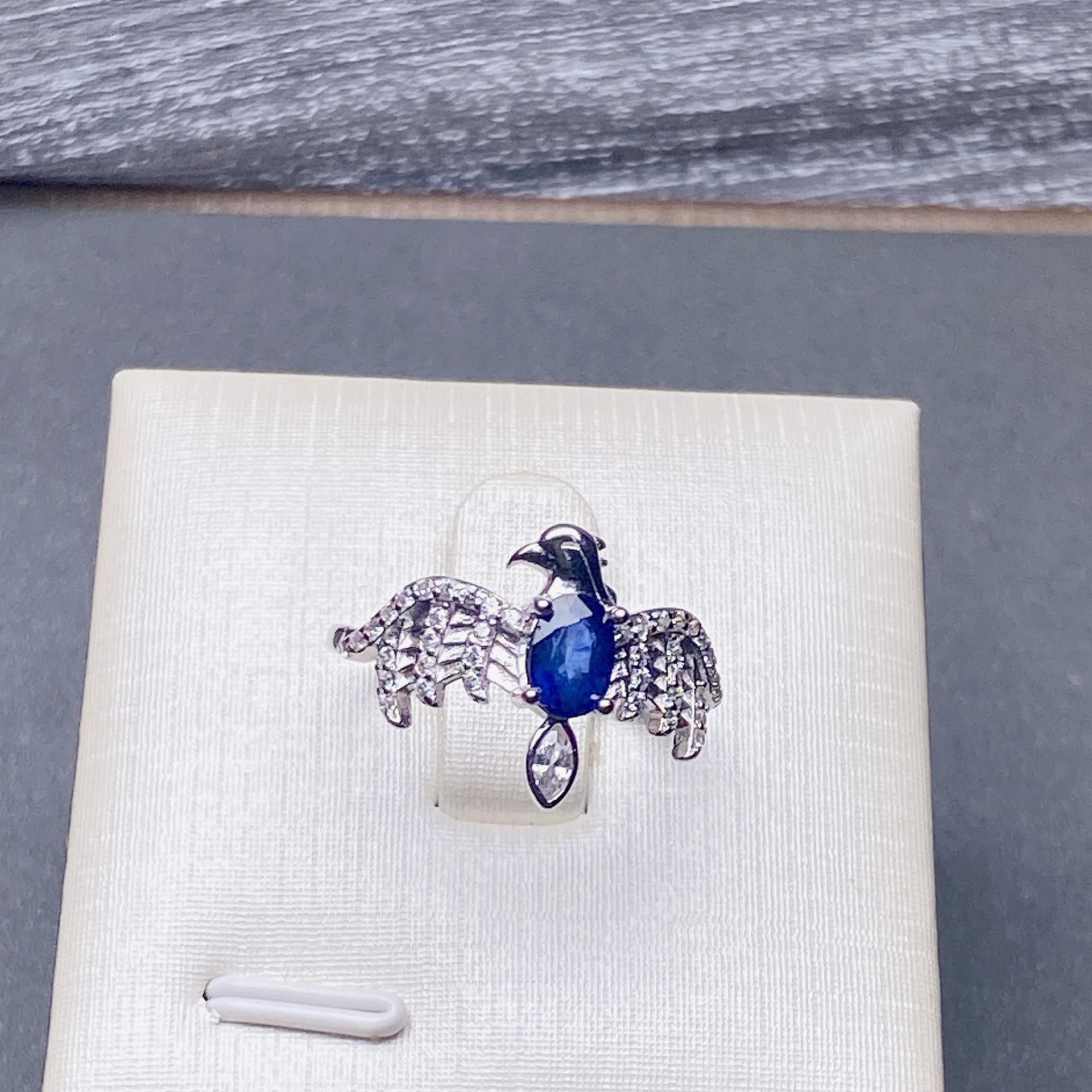 925 Sterling Silver Blue Zircon Eagle Engagement Rings For Women Wedding Jewelry Gift Accessories Wholesale Prevent Allergy
925 Sterling Silver Blue Zircon Eagle Engagement Rings For Women Wedding Jewelry Gift Accessories Wholesale Prevent Allergy