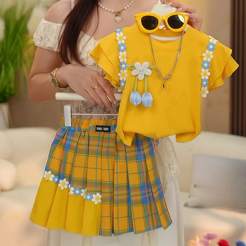 2026 Girls Short Sleeve Tee Set, Summer New Children Stylish Top with Pleated Skirt, Two-Piece Outfit & Fashion Collection
2026 Girls Short Sleeve Tee Set, Summer New Children Stylish Top with Pleated Skirt, Two-Piece Outfit & Fashion Collection