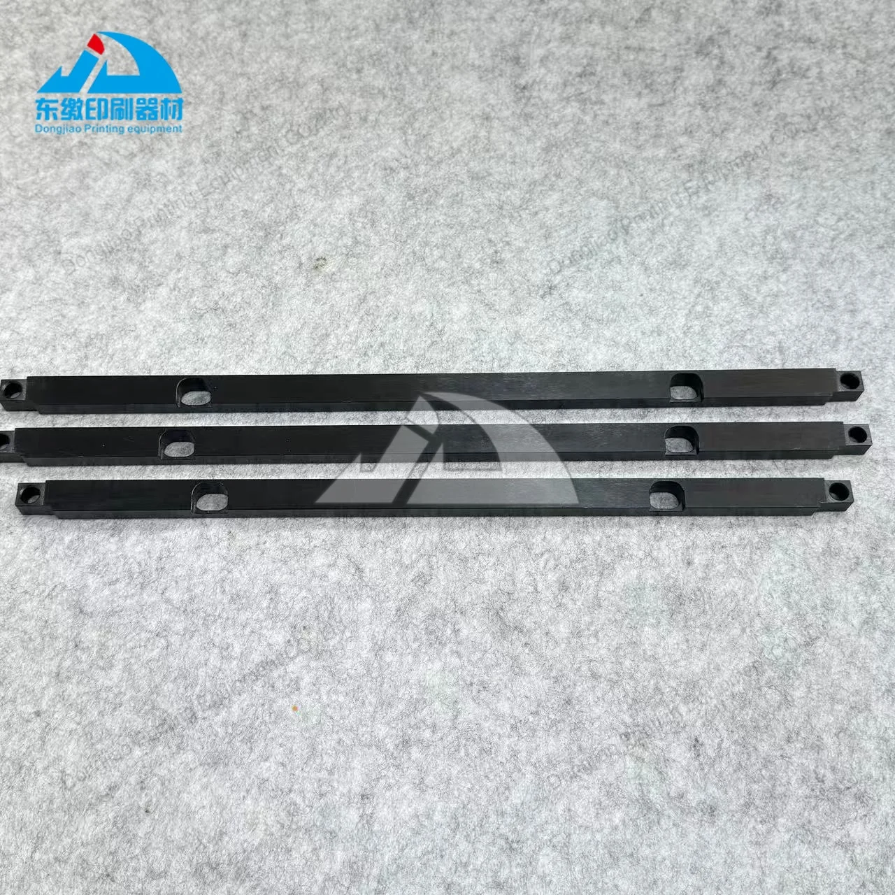 Good Quality Leiste Bar C8.458.764 C8.458.765 C8.458.766 for Heidelberg CD102 Printing Machine Spare Parts 1 Set Leiste Bar
Good Quality Leiste Bar C8.458.764 C8.458.765 C8.458.766 for Heidelberg CD102 Printing Machine Spare Parts 1 Set Leiste Bar