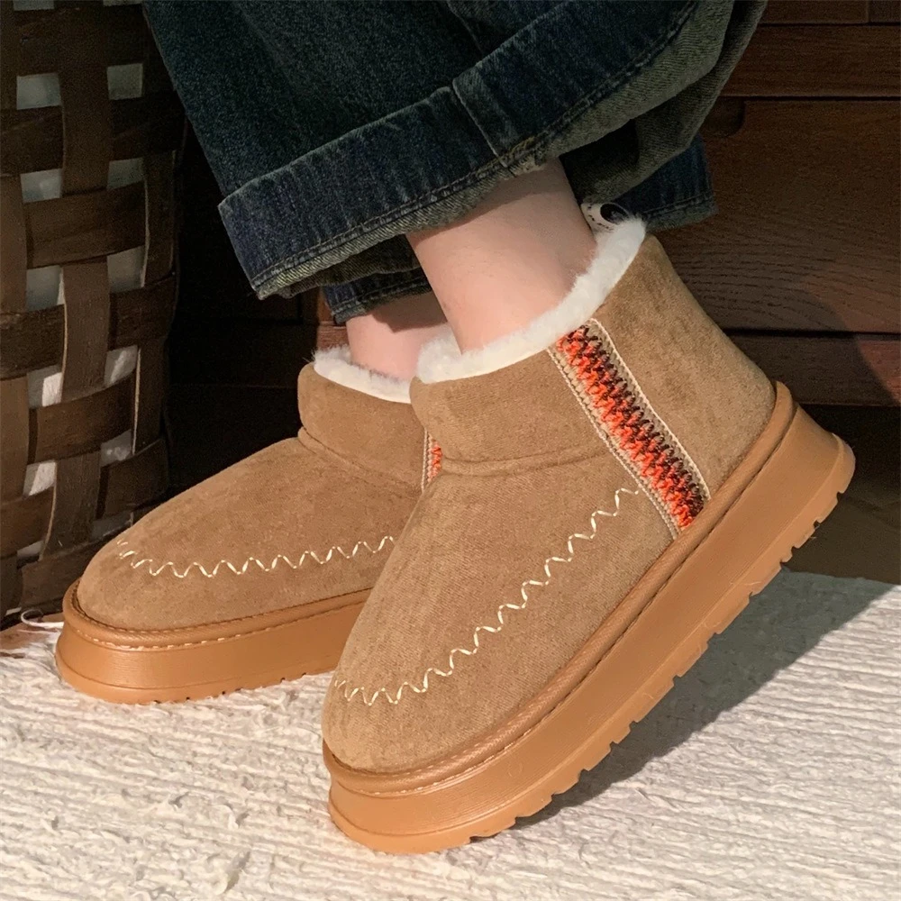 2025 Winter New Ethnic Style Woman Shoes Fashion Versatile Women's Snow Boots Simple Women Boots Comfort Women's Ankle Boots
2025 Winter New Ethnic Style Woman Shoes Fashion Versatile Women's Snow Boots Simple Women Boots Comfort Women's Ankle Boots