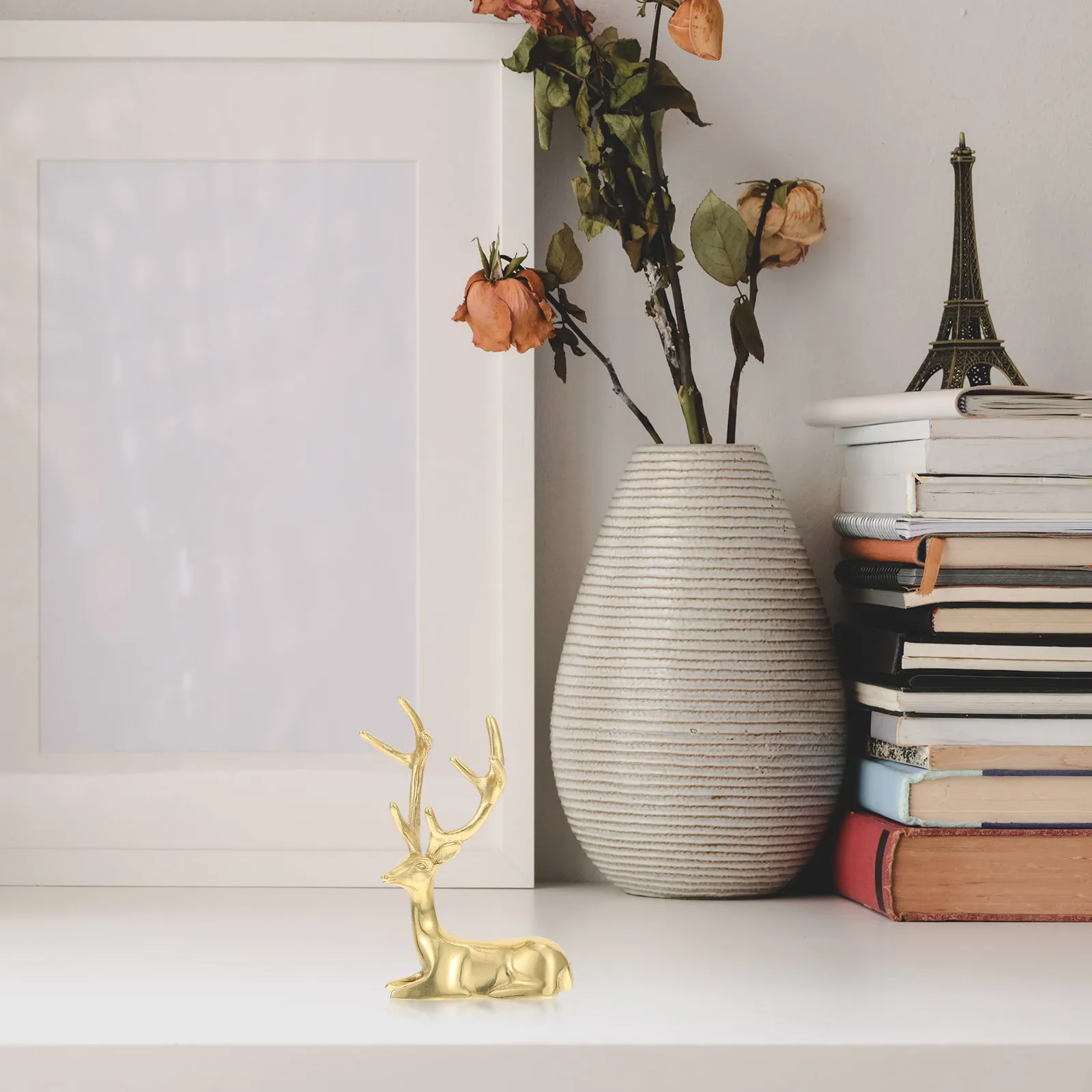 1Pcs Copper Sika Deer Ornament Modern Golden Desktop Decoration for Home Study Office Christmas Party Table Decor
1Pcs Copper Sika Deer Ornament Modern Golden Desktop Decoration for Home Study Office Christmas Party Table Decor