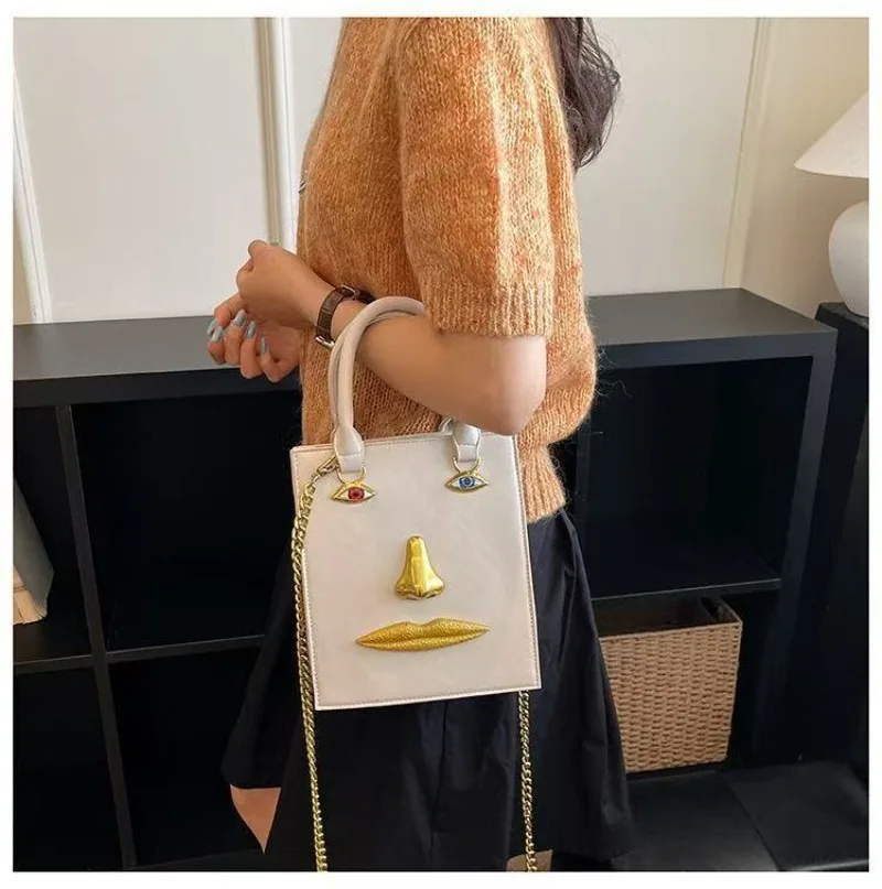 Luxury Brand Classic Women's Handbag In Elegant Leather - Fashionable Shoulder Crossbody Bag For Ladies Designer
Luxury Brand Classic Women's Handbag In Elegant Leather - Fashionable Shoulder Crossbody Bag For Ladies Designer