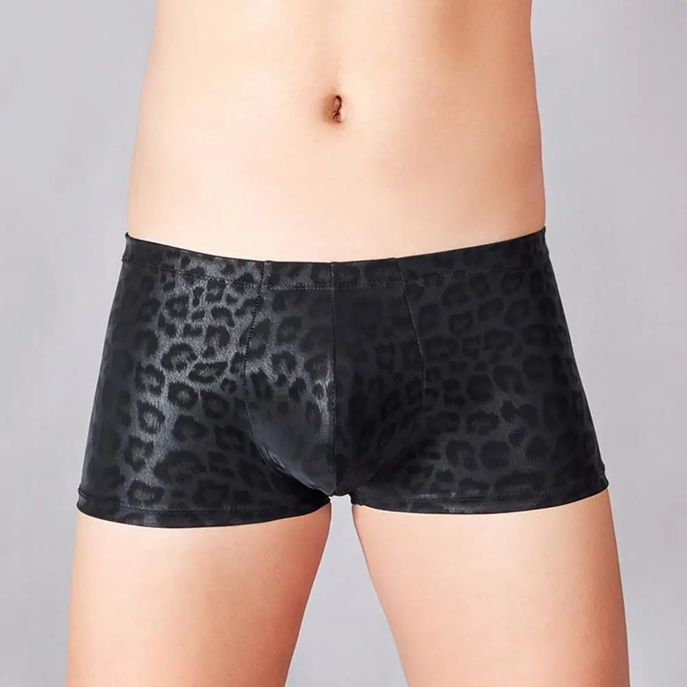 Men Faux Leather Underwear Mid-rise 3D U-convex Snake Leopard Print Shorts Panties Stretchy Skinny Shorts Briefs Male Clothing
Men Faux Leather Underwear Mid-rise 3D U-convex Snake Leopard Print Shorts Panties Stretchy Skinny Shorts Briefs Male Clothing