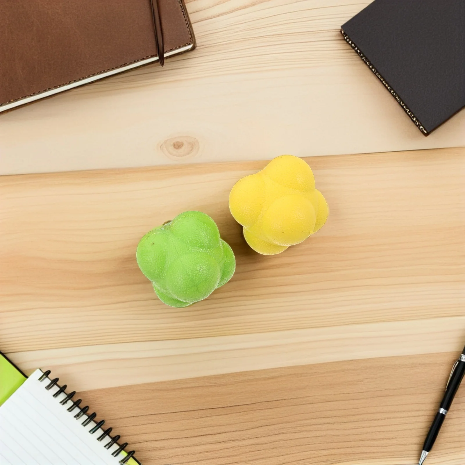 5Pcs Hexagon Agility Reaction Balls Durable Rubber Training Enhance Coordination Reflex Speed Hand Eye Coordination Sport
5Pcs Hexagon Agility Reaction Balls Durable Rubber Training Enhance Coordination Reflex Speed Hand Eye Coordination Sport