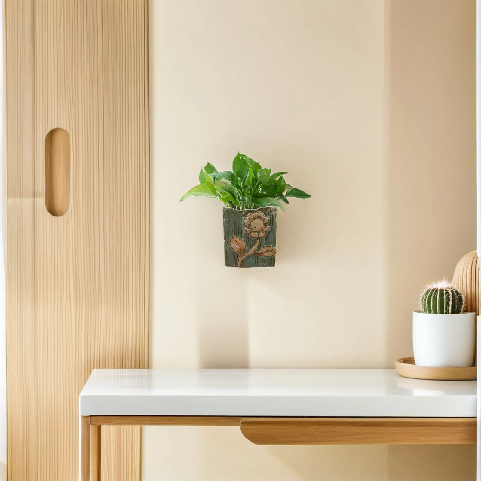 Vintage Wall Mounted Ceramic Flower Pot Rustic Hanging Planter for Indoor Balcony Vertical Garden Decor Faux Pothos Succulent
Vintage Wall Mounted Ceramic Flower Pot Rustic Hanging Planter for Indoor Balcony Vertical Garden Decor Faux Pothos Succulent