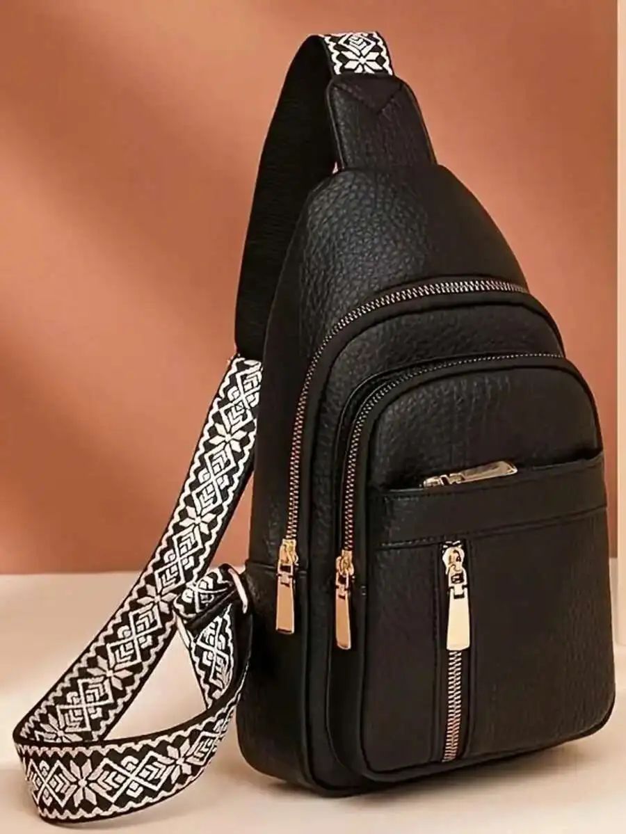The Waist Bag Is Made Of PU Material, With Shoulder Straps And A Sloping Shoulder Design. It Is Very Suitable For Shopping Purposes
The Waist Bag Is Made Of PU Material, With Shoulder Straps And A Sloping Shoulder Design. It Is Very Suitable For Shopping Purposes