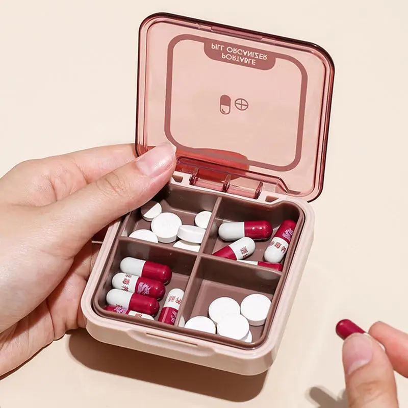 Мини-футляры для хранения таблеток, герметичные и влагостойкие аптечки с 4 сетками, портативные квадратные аптечки для путешествий
Мини-футляры для хранения таблеток, герметичные и влагостойкие аптечки с 4 сетками, портативные квадратные аптечки для путешествий