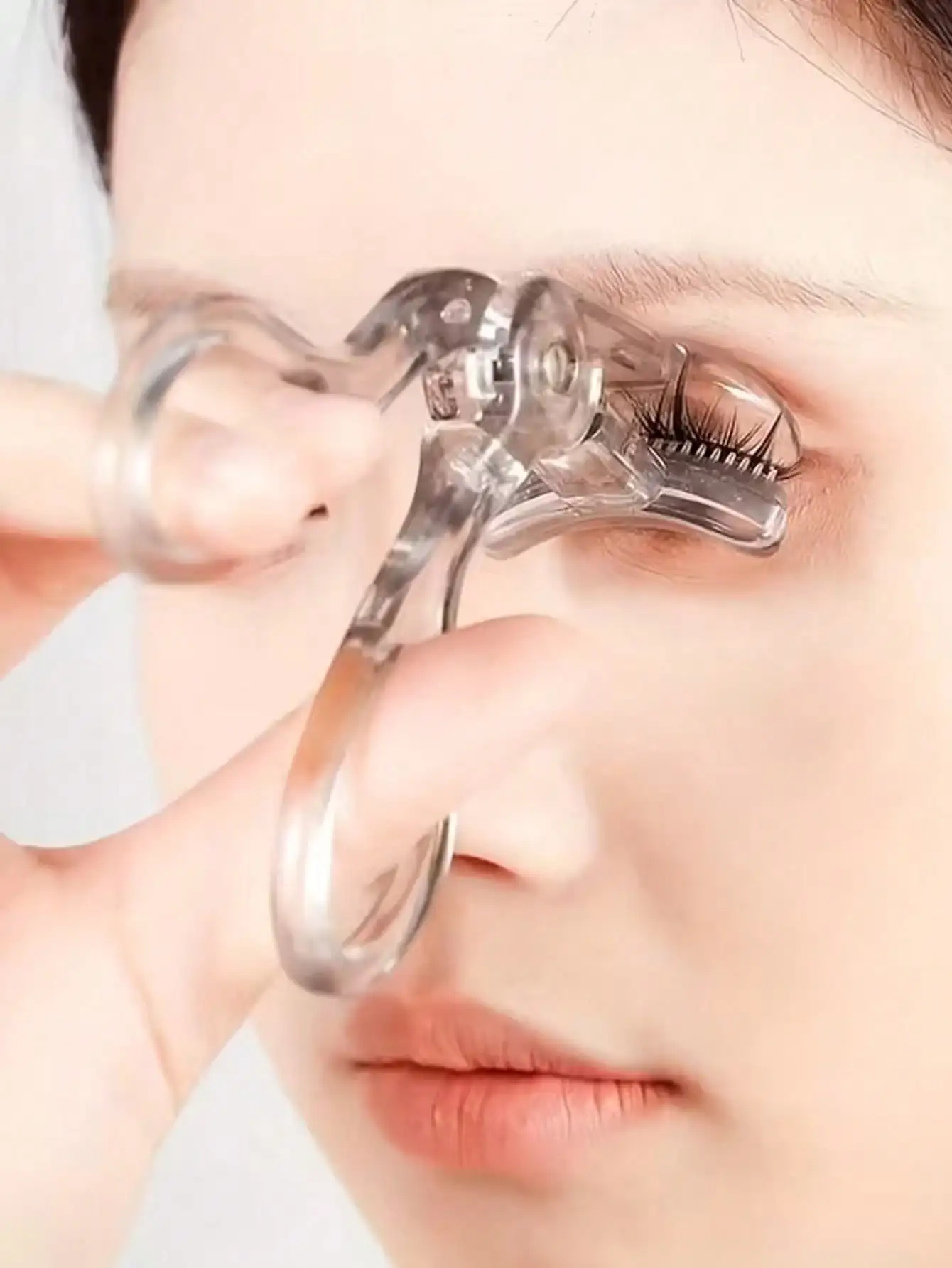 Transparent Eyelash Curler - This Gentle And Transparent Eyelash Curler Can Easily Curl Lashes, Making It Perfect For Daily Make
Transparent Eyelash Curler - This Gentle And Transparent Eyelash Curler Can Easily Curl Lashes, Making It Perfect For Daily Make