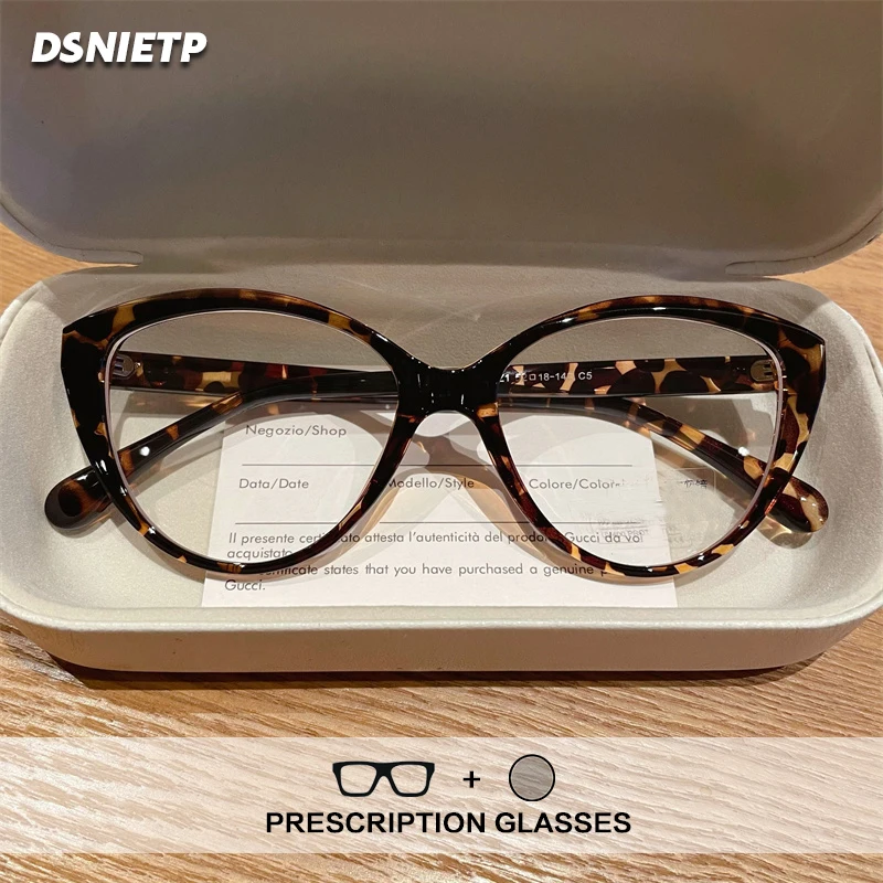 ISLINO Tr90 Anti Blue Light Reading Glasses Women Fashion Customize Prescription Glasses Photochromic Myopia Hyperopia Eyewear
ISLINO Tr90 Anti Blue Light Reading Glasses Women Fashion Customize Prescription Glasses Photochromic Myopia Hyperopia Eyewear