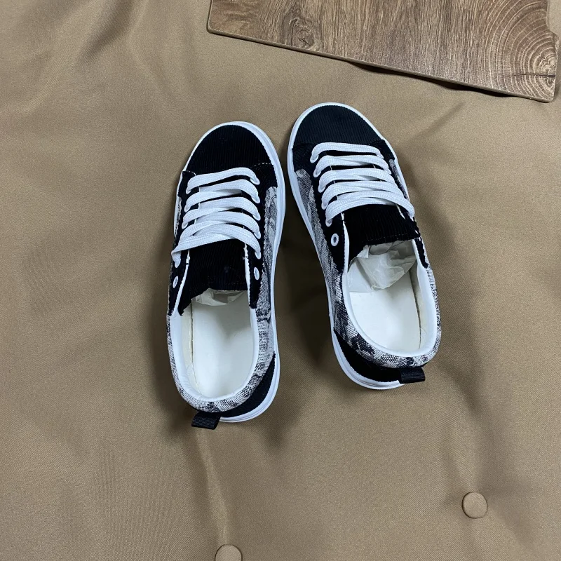 Summer Black Corduroy Large Size Shoes for Men, Fashionable Casual Shoes, Breathable Casual Trendy Shoes, Versatile Sneakers for Men
Summer Black Corduroy Large Size Shoes for Men, Fashionable Casual Shoes, Breathable Casual Trendy Shoes, Versatile Sneakers for Men