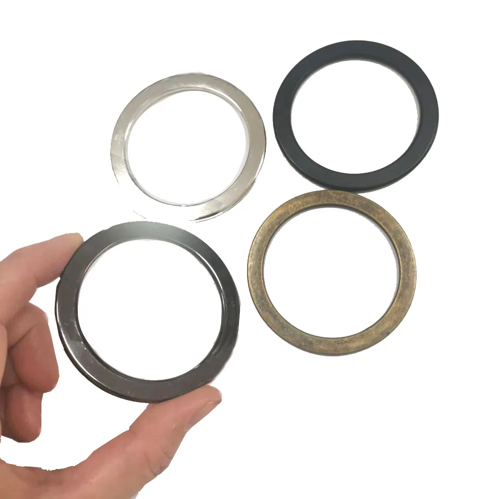 20pcs 49mm Flat Metal O-Ring Buckles for Bags Belt Strap Chains Closure Handbag Belt Hook Loop DIY Hardware Accessories
20pcs 49mm Flat Metal O-Ring Buckles for Bags Belt Strap Chains Closure Handbag Belt Hook Loop DIY Hardware Accessories