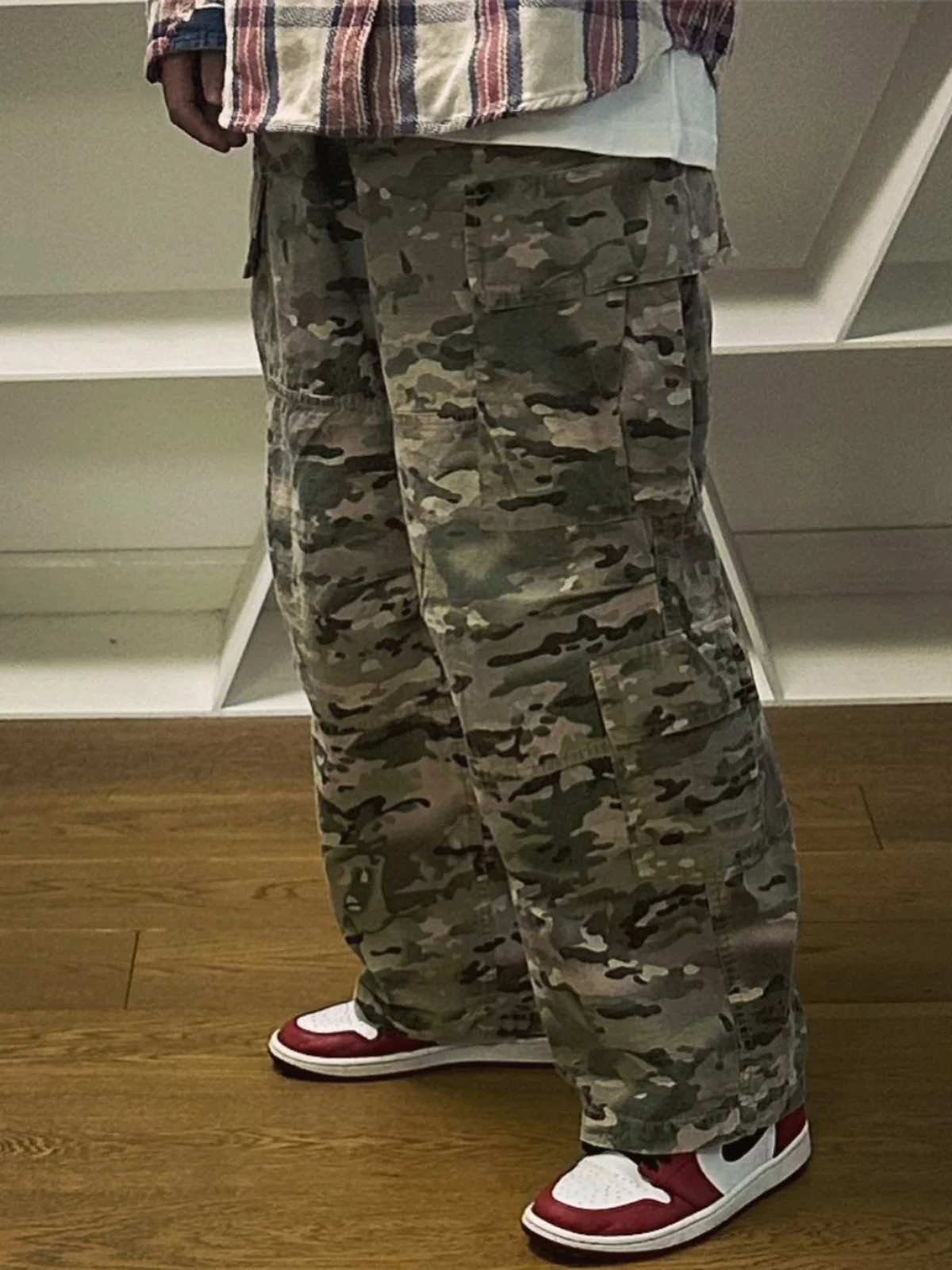 BTTJOB Multicam Combat Pants Men's Fashion Casual Straight Leg Workwear Trousers with Multiple Pockets And Faded White Wash
BTTJOB Multicam Combat Pants Men's Fashion Casual Straight Leg Workwear Trousers with Multiple Pockets And Faded White Wash