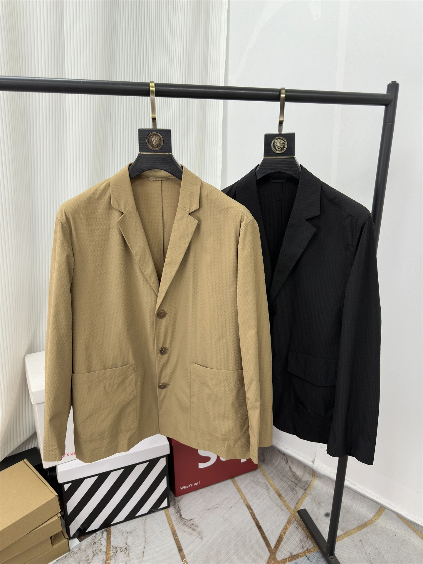 Дышащий мужской костюм из полиэфирного волокна, тонкий, повседневный, удобный для кожи, приталенный, для осени...
Дышащий мужской костюм из полиэфирного волокна, тонкий, повседневный, удобный для кожи, приталенный, для осени...