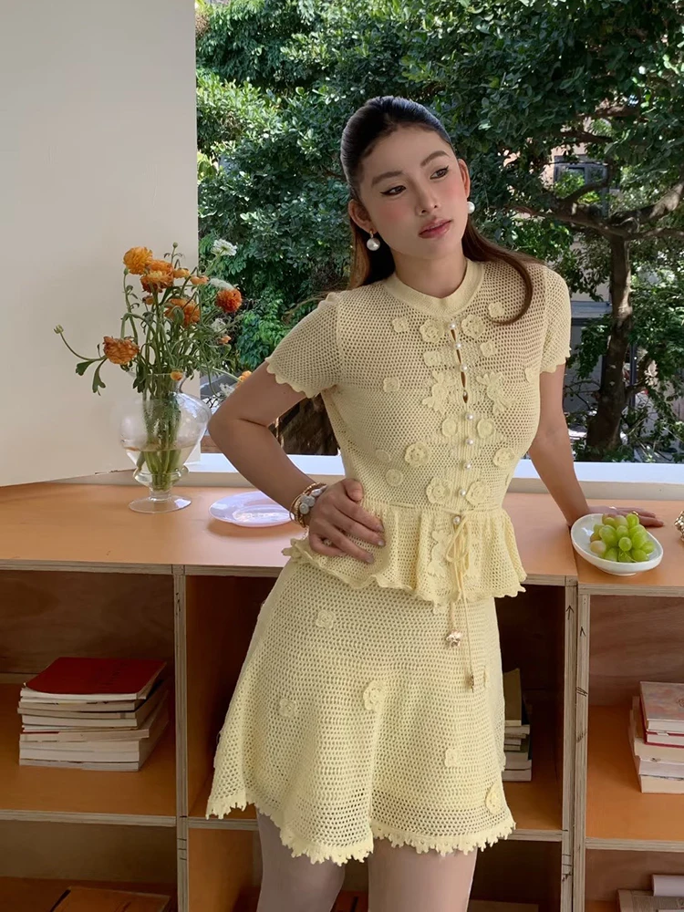 2026 Summer New Style Three-Dimensional Flower Openwork Knitted Dress - Corseted Drawstring Ruffled Short A-Line Skirt
2026 Summer New Style Three-Dimensional Flower Openwork Knitted Dress - Corseted Drawstring Ruffled Short A-Line Skirt