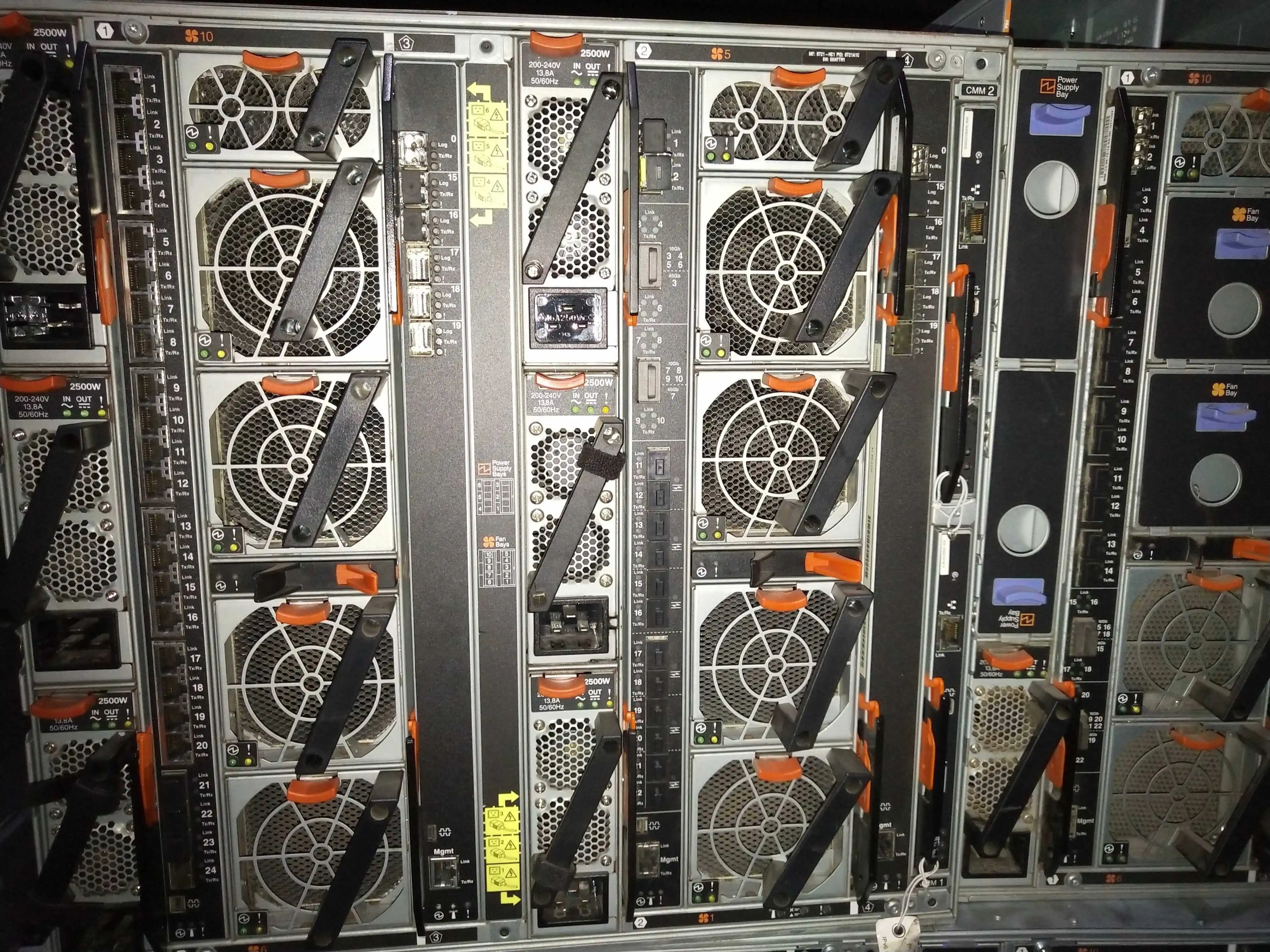 For IBM FLEX cutter box power supply 69Y5850 69Y5822 69Y5817 69y5840 94y8280
For IBM FLEX cutter box power supply 69Y5850 69Y5822 69Y5817 69y5840 94y8280