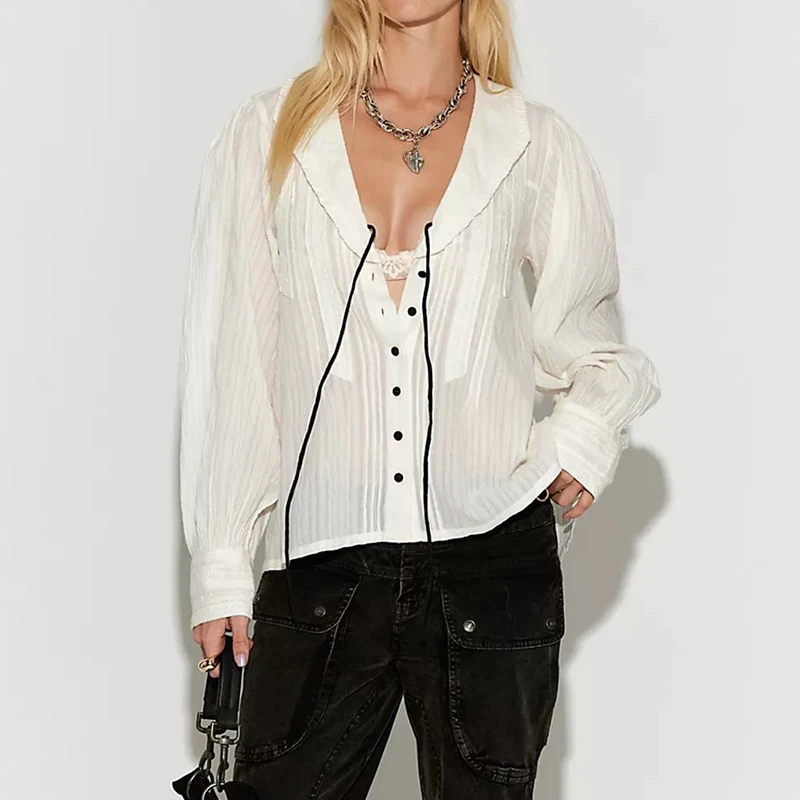 Женская блузка с бантом спереди в стиле Y2K, с рюшами, отложным воротником, V-образным вырезом, на пуговицах, с длинными рукавами-фонариками, свободная, полупрозрачная
Женская блузка с бантом спереди в стиле Y2K, с рюшами, отложным воротником, V-образным вырезом, на пуговицах, с длинными рукавами-фонариками, свободная, полупрозрачная