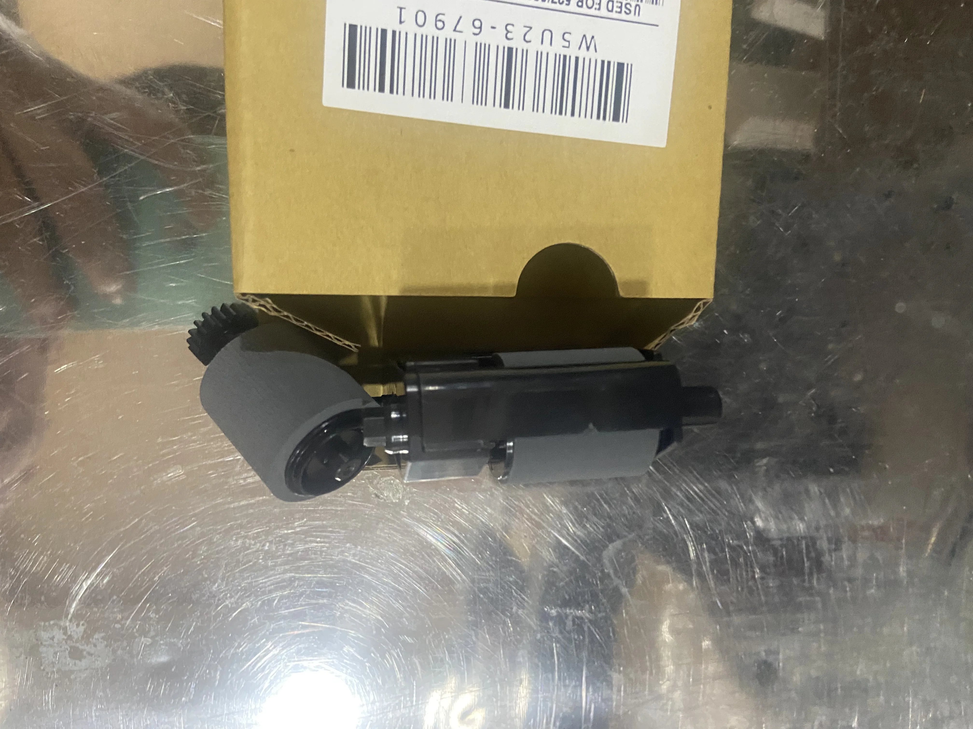 1SET ADF Roller Kit for HP M527 577 B5L52-67903 B5L52A W5U23A W5 U23-67901 High quality compatible new
1SET ADF Roller Kit for HP M527 577 B5L52-67903 B5L52A W5U23A W5 U23-67901 High quality compatible new